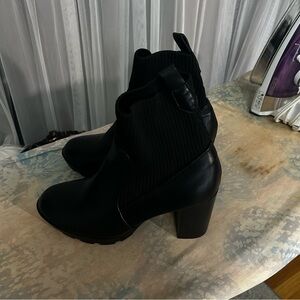 Elegant Black Ankle Boots
